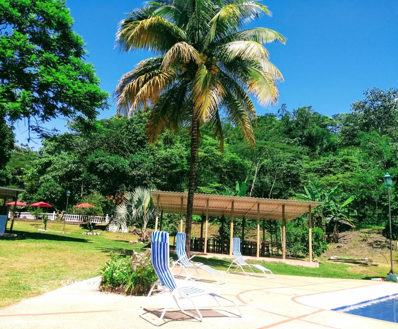 Hotel Playa By Marbar Hoteles Villeta Bagian luar foto