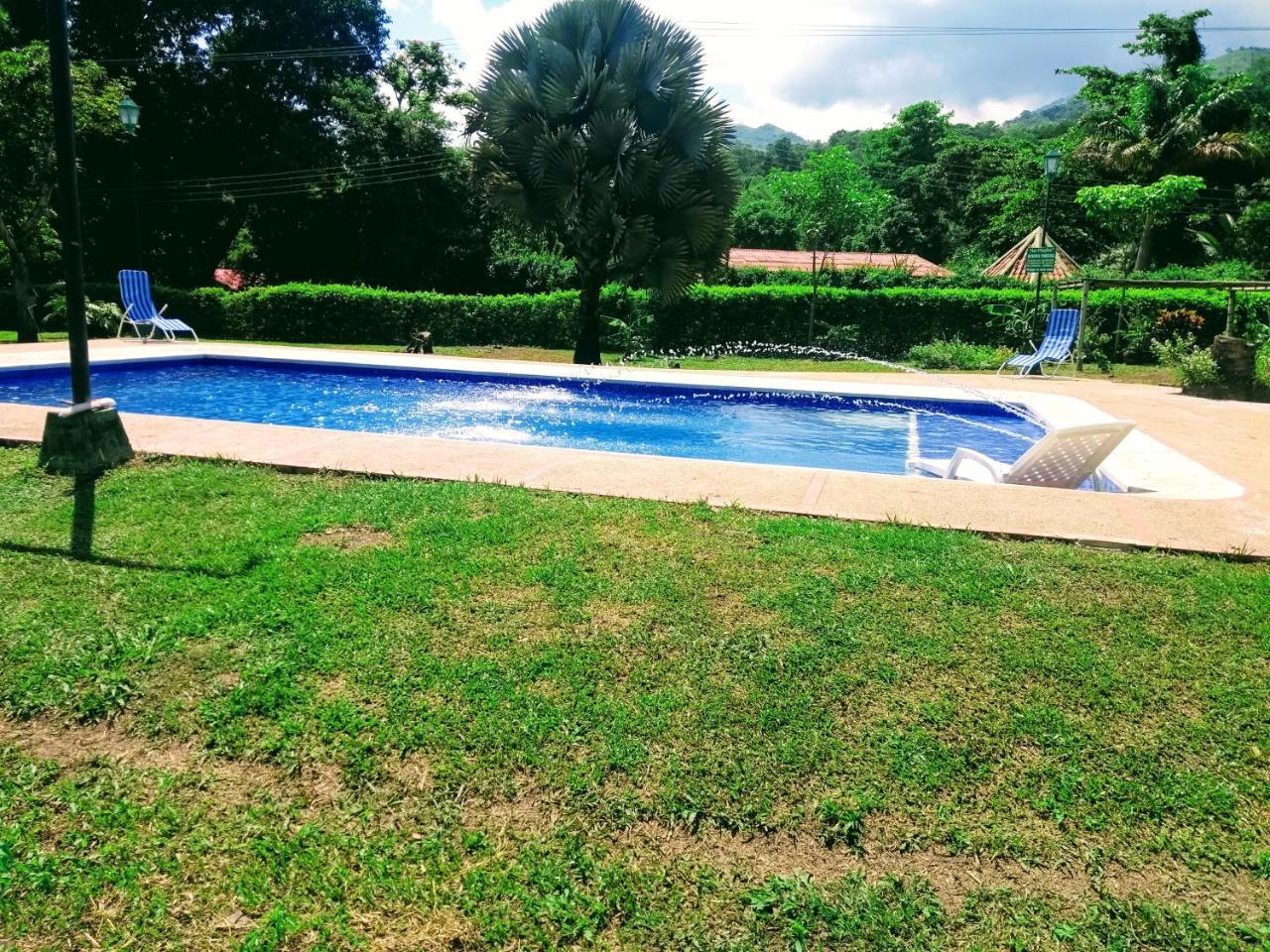 Hotel Playa By Marbar Hoteles Villeta Bagian luar foto