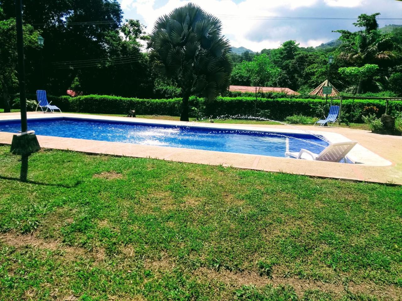 Hotel Playa By Marbar Hoteles Villeta Bagian luar foto